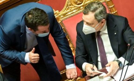 Draghi al Senato con un discorso duro e di 'chiusura'. La fiducia al suo Governo umilierebbe Salvini creando difficoltà a Forza Italia
