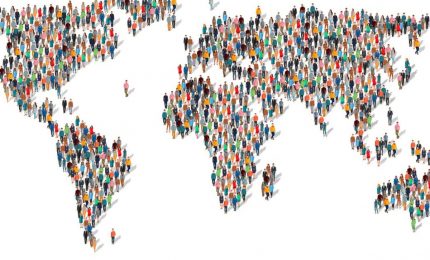 Nell'arco di un secolo le nascite nel nostro Pianeta sono più che dimezzate