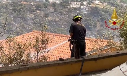 Incendi a Palermo, Prefetto &ldquo;E&rsquo; intervenuto l&rsquo;esercito&rdquo;, Sindaco &ldquo;Contiamo i danni&rdquo;