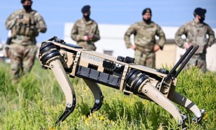 I cani da guerra robotici funzionano con la lettura delle onde celebrali degli operatori umani