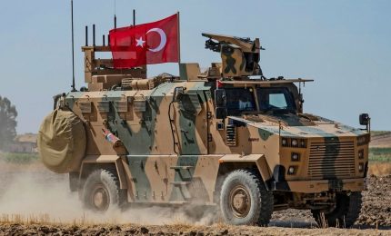 La Turchia ha lanciato un'operazione militare nel nord della Siria contro i curdi