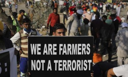 In mezzo mondo (compreso il Regno Unito) si diffondono proteste popolari contro il caro bollette. Tranne in Italia.../ MATTINALE 723