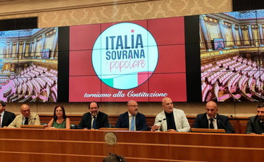 Italia Sovrana e Popolare ha raccolto le 60 mila firme richieste e parteciperà alle elezioni politiche del 25 Settembre