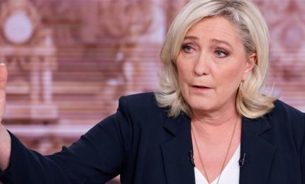 In Francia il partito di Marine Le Pen si schiera contro le sanzioni Ue alla Russia ma dimentica il ruolo degli USA...