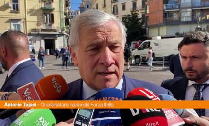 Tajani &ldquo;Noi uniti e sullo stesso palco, centrosinistra diviso&rdquo;
