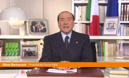 Berlusconi "Dalla sinistra parole a vanvera su parit&agrave; donne"