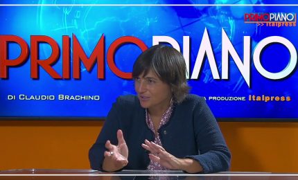 Primo Piano - Verso il voto / Serracchiani "Emergenza salari bassi"