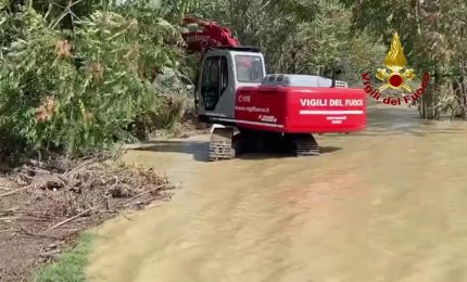 Alluvione nelle Marche, gi&agrave; 500 gli interventi dei vigili del fuoco