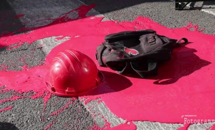 Milano, manifestazione degli studenti contro alternanza scuola lavoro