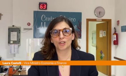 Viceministro Castelli inaugura un centro clinico a Lampedusa