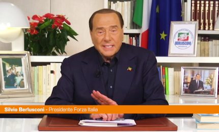 Fisco, Berlusconi "Se lo Stato chiede il 60% &egrave; una rapina"