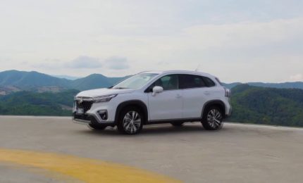 S-Cross, l&rsquo;ibrido secondo Suzuki
