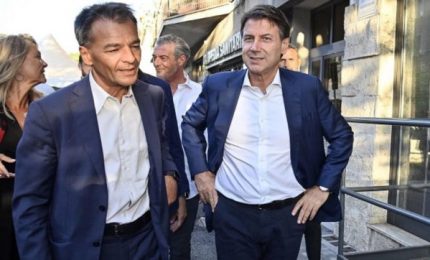 Giuseppe Conte vuole 'svuotare' il PD prima delle elezioni europee 2024 puntando sulla sinistra-pacifista/ MATTINALE 824
