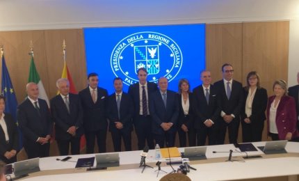 Schifani presenta la Giunta regionale “Si parte compatti e coesi”