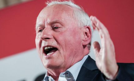 La guerra in Ucraina tra la "folle &eacute;lite di Washington" e "la codardia dei leader europei"