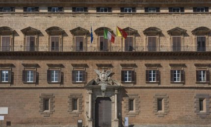 Il Parlamento siciliano sviluppi una propria politica guardando al mondo/ MATTINALE 863