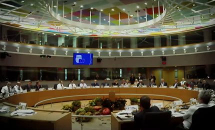 L'Ue promuove la manovra, critiche su pos e contante