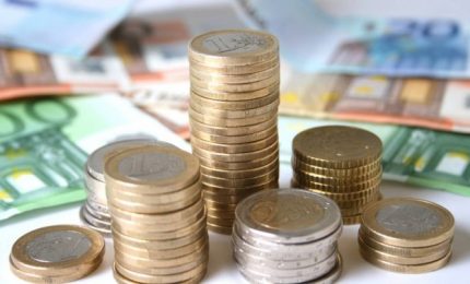 Per combattere l'evasione favoriscono il mezzo che più la produce ovvero i circuiti digitali