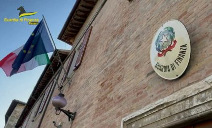 Fiamme Gialle scoprono otto assenteisti ente pubblico di Urbino