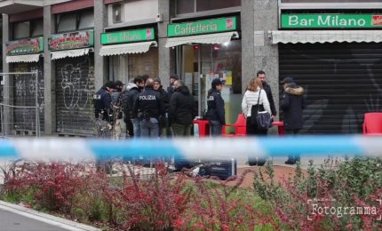 Omicidio a Milano, ucciso il titolare di un bar di Corvetto
