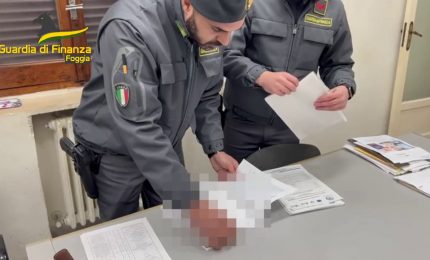 Fabbrica di diplomi falsi nel Foggiano, tre arresti