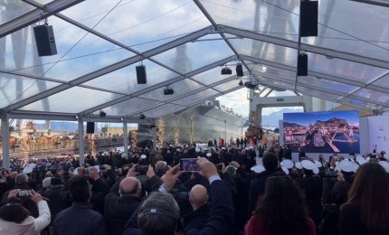 Il varo a Palermo della nave anfibia Landing Platform Dock "Al Fulk"