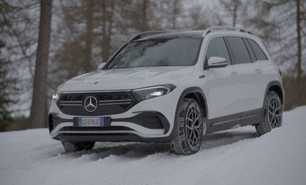 Mercedes protagonista sulle nevi delle Dolomiti