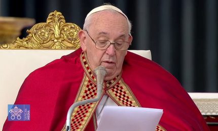 Papa Francesco "Benedetto ha elargito sapienza e dedizione"