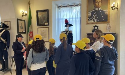 Studenti a scuola di legalit&agrave; al Comando Legione Carabinieri Sicilia