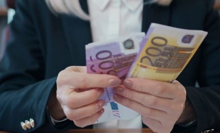 Buste paga pi&ugrave; leggere in 22 province tra il 2019 e il 2021