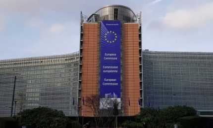 Da Commissione Ue un piano per industria a emissioni zero