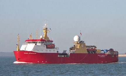 Antartide, raggiunto il punto pi&ugrave; a sud mai toccato da una nave