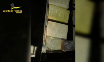 Sorpreso al casello autostradale con 4 kg di cocaina