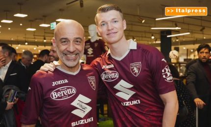 Una maglia speciale per celebrare 10 anni di partnership Suzuki-Torino