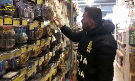 Monza, Gdf sequestra oltre 3,8 milioni di articoli elettrici insicuri