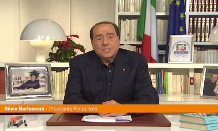 Berlusconi "I comunisti me ne hanno fatte di tutti i colori"