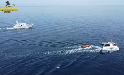 Immigrazione, fermato equipaggio peschereccio tunisino a Lampedusa