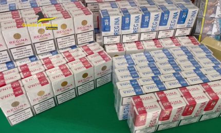 Ai domiciliari vendeva sigarette di contrabbando, denunciato