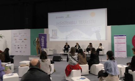 Comportamenti sostenibili, arriva la guida Essity-Legambiente