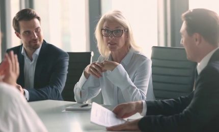 Il terziario è donna e traina l'occupazione femminile