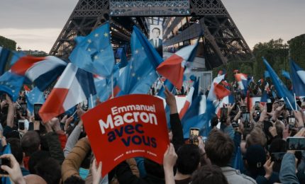 Macron cadrà travolto dalle proteste popolari e la Germania uscirà dall'euro?/ MATTINALE 869
