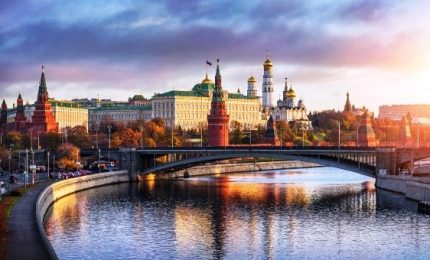 Dal '600 ad oggi chi ha attaccato la Russia &egrave; andato solo a prendere botte in testa: oggi tocca a Europa e USA