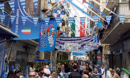 A Napoli &egrave; gi&agrave; festa scudetto
