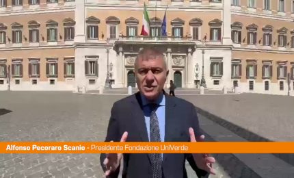 Pecoraro Scanio "Assurdo silenzio su aggressione a inviato Striscia"