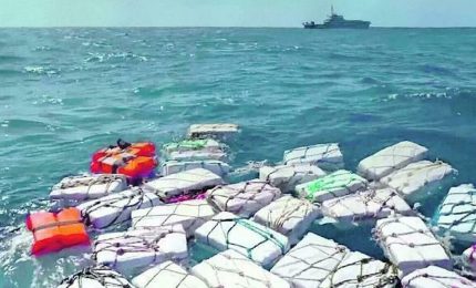 Ma se in Sicilia la cocaina scorre a fiumi non sarebbe logico legalizzarla imponendo una tassa da dividere tra Stato e Regione?