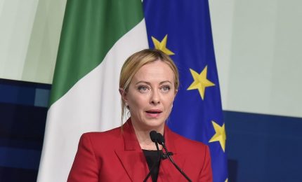 Giorgia Meloni e Fratelli d'Italia sia stanno 'rimangiando' il no alla grande truffa europeista del MES! La chiameranno 'Giggina'?