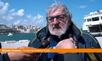 Migranti, Emiliano a Brindisi "Sbarchi legali contro gli scafisti"