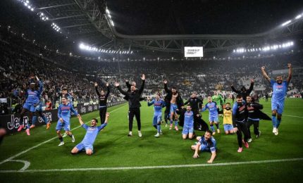 Il Napoli vince il campionato di calcio facendo mangiare la polvere al Nord Italia blasonato? Allora parliamone male.../ MATTINALE 900