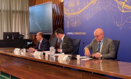 Caro-voli, Schifani "Stiamo lavorando per maggiore concorrenza"