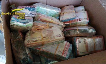 Riciclaggio di denaro, Gdf di Trento smantella organizzazione